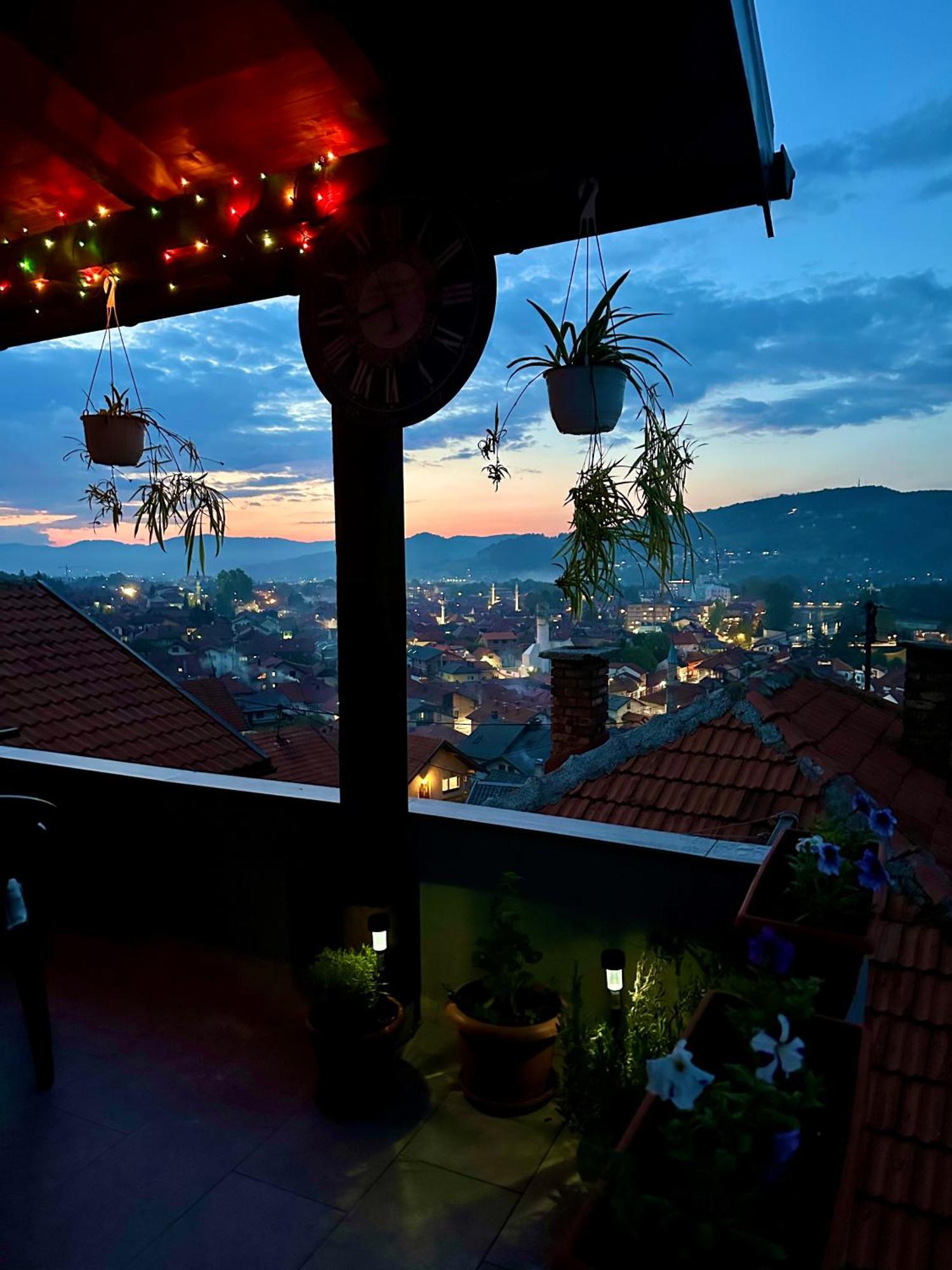Jelly Apartment Visoko Buitenkant foto